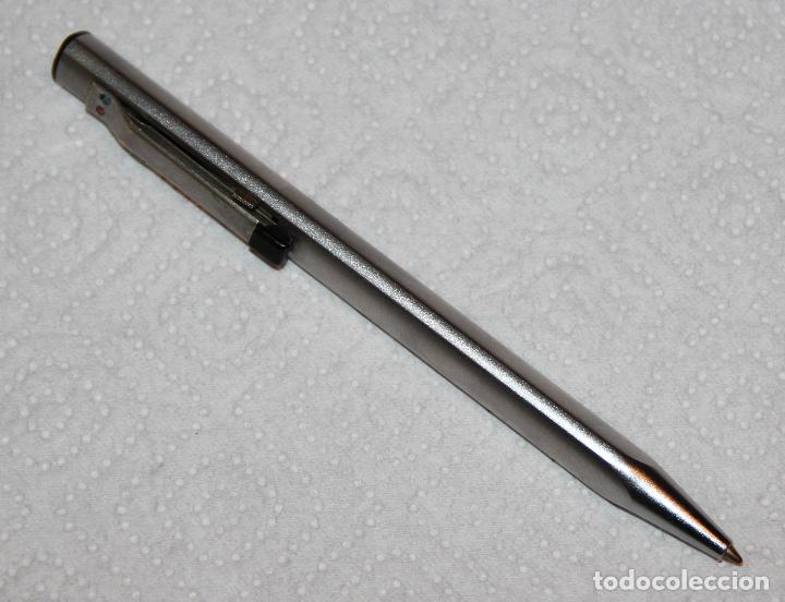 Bol&iacute;grafos antiguos: BOLIGRAFO TRIANGULAR DE 2 COLORES - Foto 2