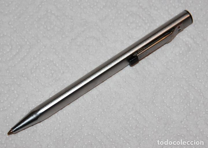 Bol&iacute;grafos antiguos: BOLIGRAFO TRIANGULAR DE 2 COLORES - Foto 3