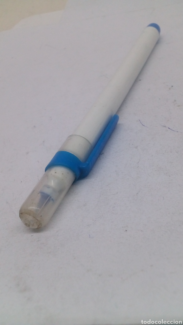 Bol&iacute;grafos antiguos: Bol&iacute;grafo lacado blanco - Foto 1