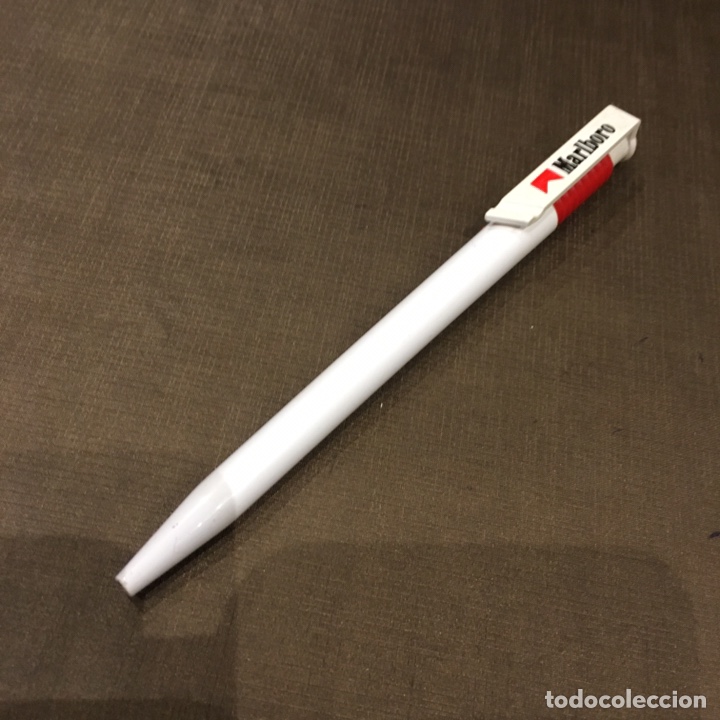 Bol&iacute;grafos antiguos: MARLBORO BOLIGRAFO - Foto 1