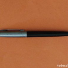 Bolígrafos antiguos: BOLÍGRAFO INOXCROM 55 MADE IN SPAIN PLATEADO AZUL MARINO. Lote 208459136