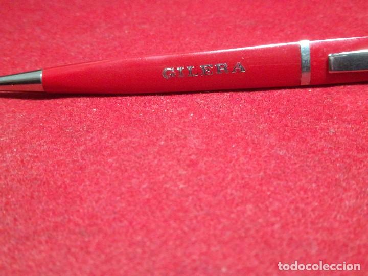 Bol&iacute;grafos antiguos: Bol&iacute;grafo triangular publicidad GILERA - Foto 2