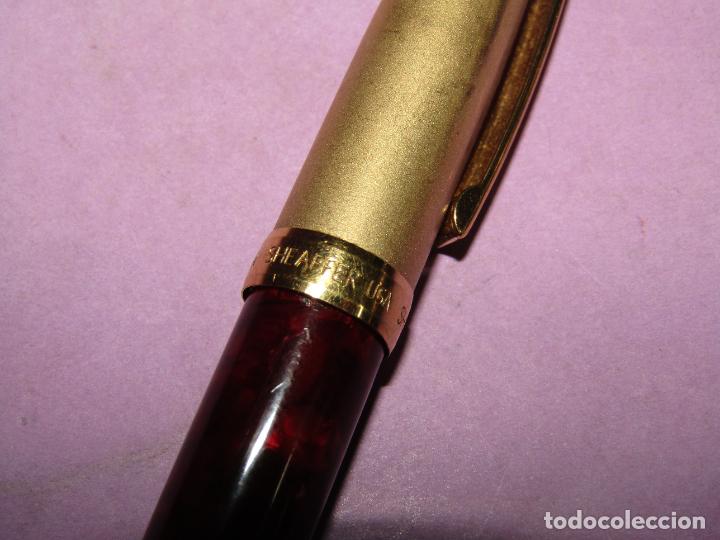Bolígrafos antiguos: Antiguo Bolígrafo con Cuerpo Marmolado Rojo y Capucha Dorada de SHEAFFER USA - Foto 5 - 271955153