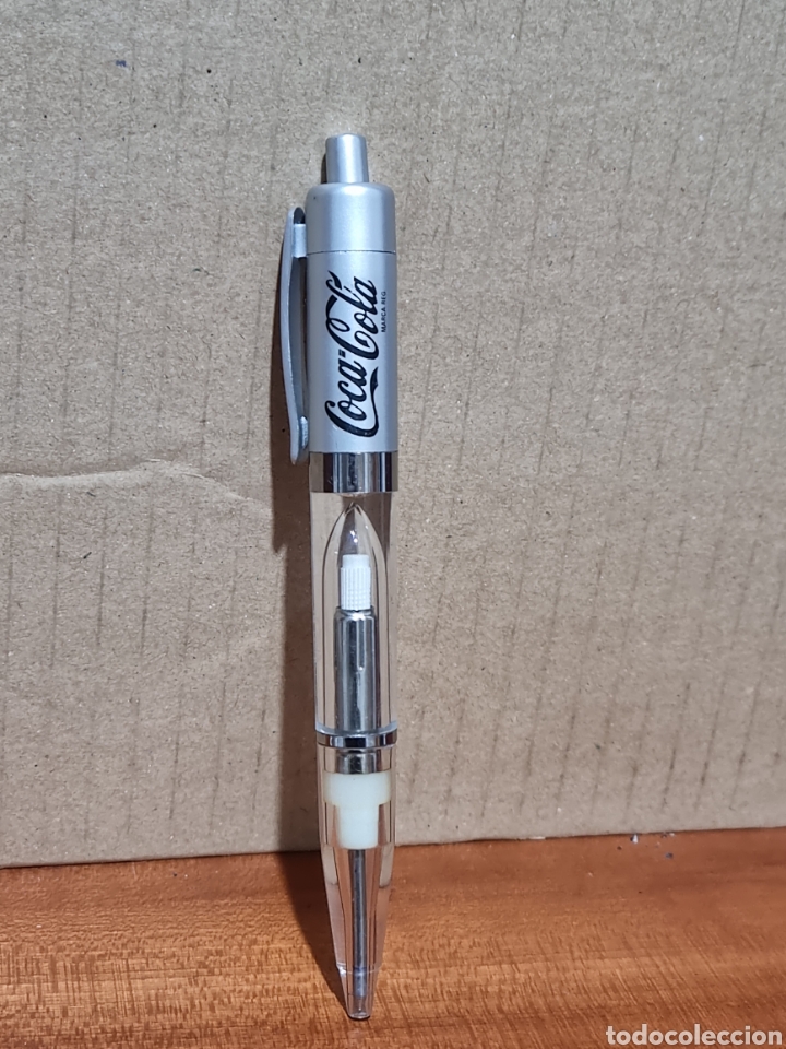 Bol&iacute;grafos antiguos: BOLIGRAFO COCA-COLA CON LUZ - Foto 1