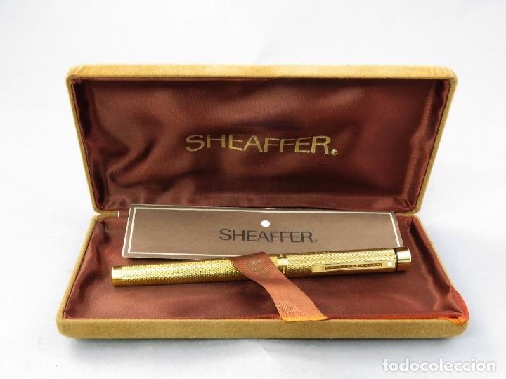 Bol&iacute;grafos antiguos: Pluma Sheaffer chapada en oro 14k En estuche original - Foto 1