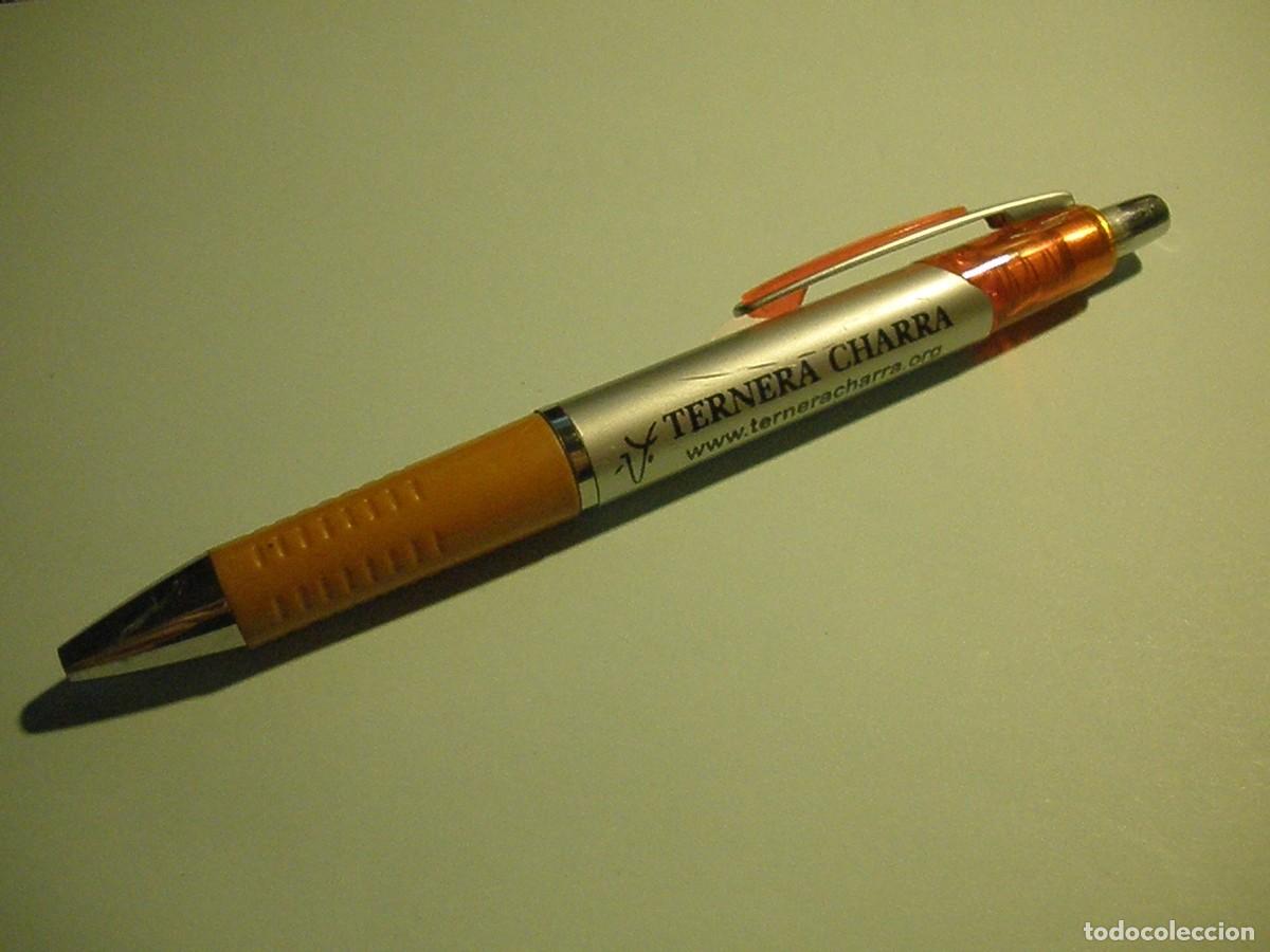 Bol&iacute;grafos antiguos: BOLIGRAFO - TERNERA CHARRA. - Foto 1