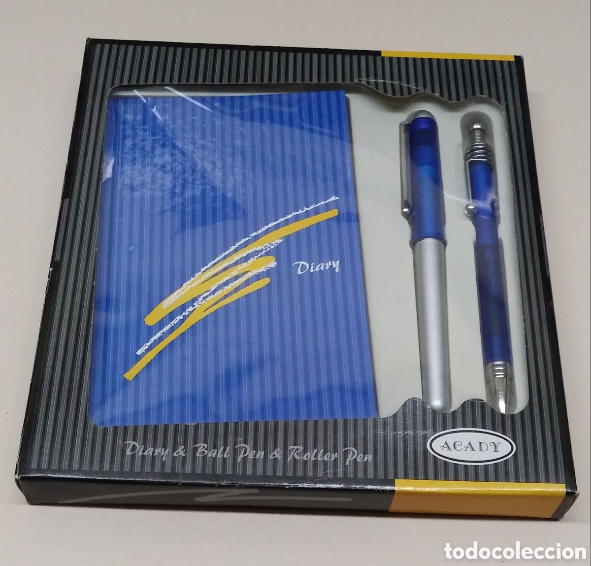 Bol&iacute;grafos antiguos: libreta con boligrafo+roller - Foto 1