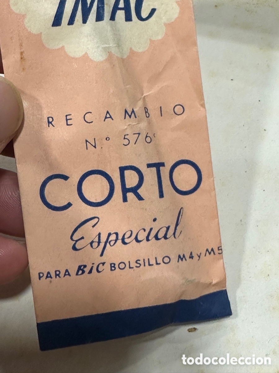 Bol&iacute;grafos antiguos: Antiguo recambio BIC precintado - Foto 2