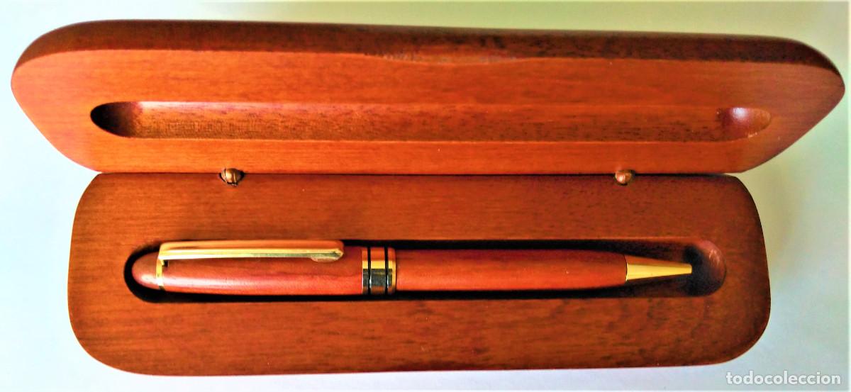 Bol&iacute;grafos antiguos: BOL&Iacute;GRAFO DE MADERA CON ESTUCHE - Foto 1