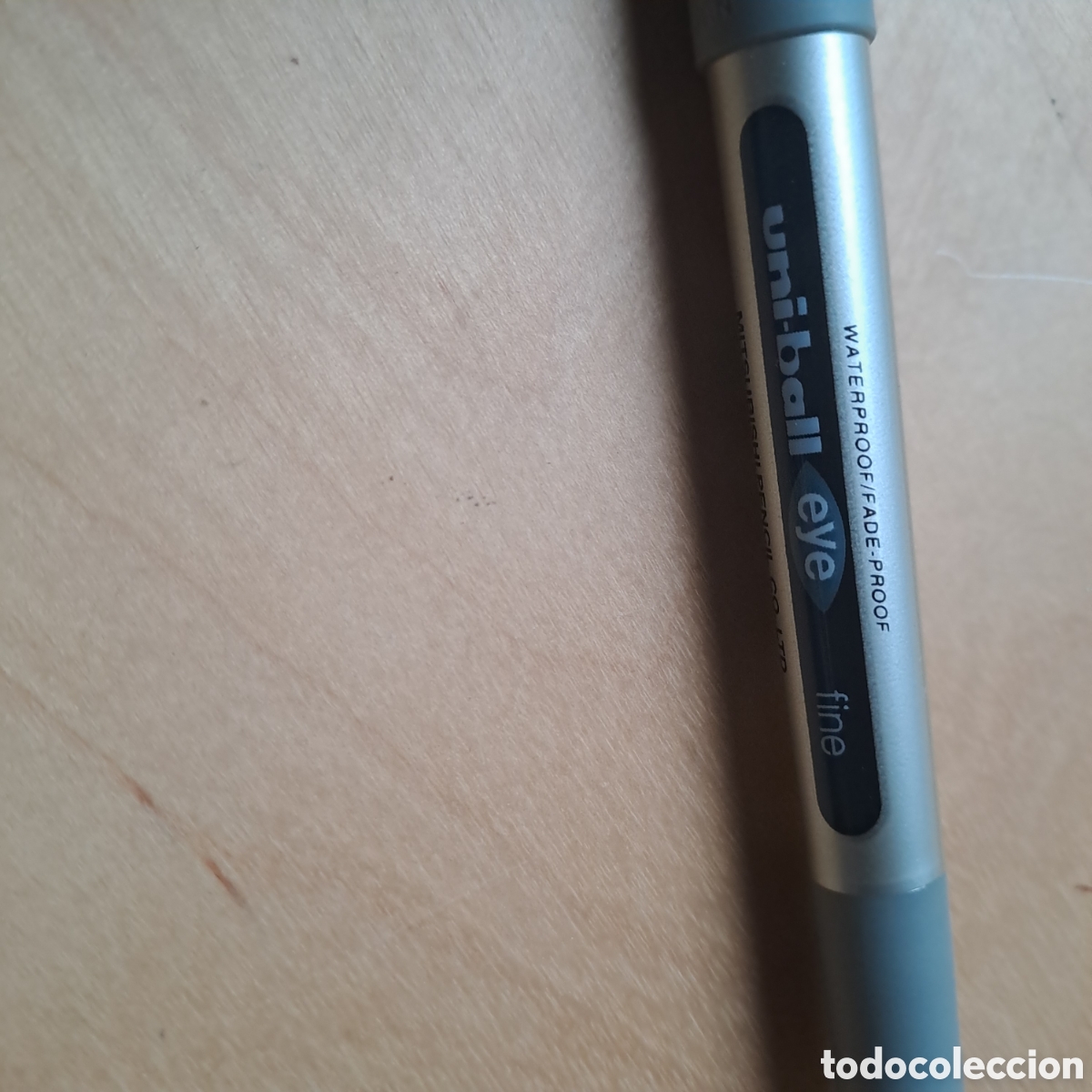 Bol&iacute;grafos antiguos: Lote 2 roller Uniball negro - Foto 2