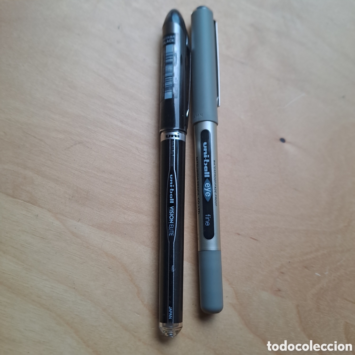 Bol&iacute;grafos antiguos: Lote 2 roller Uniball negro - Foto 1