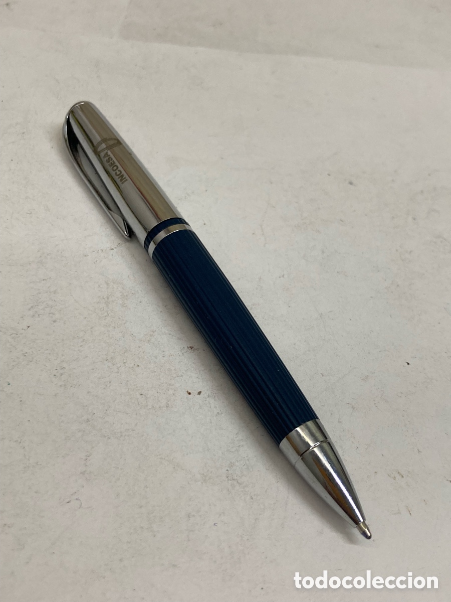 Bol&iacute;grafos antiguos: Bol&iacute;grafo cuerpo met&aacute;lico y celuloide azul