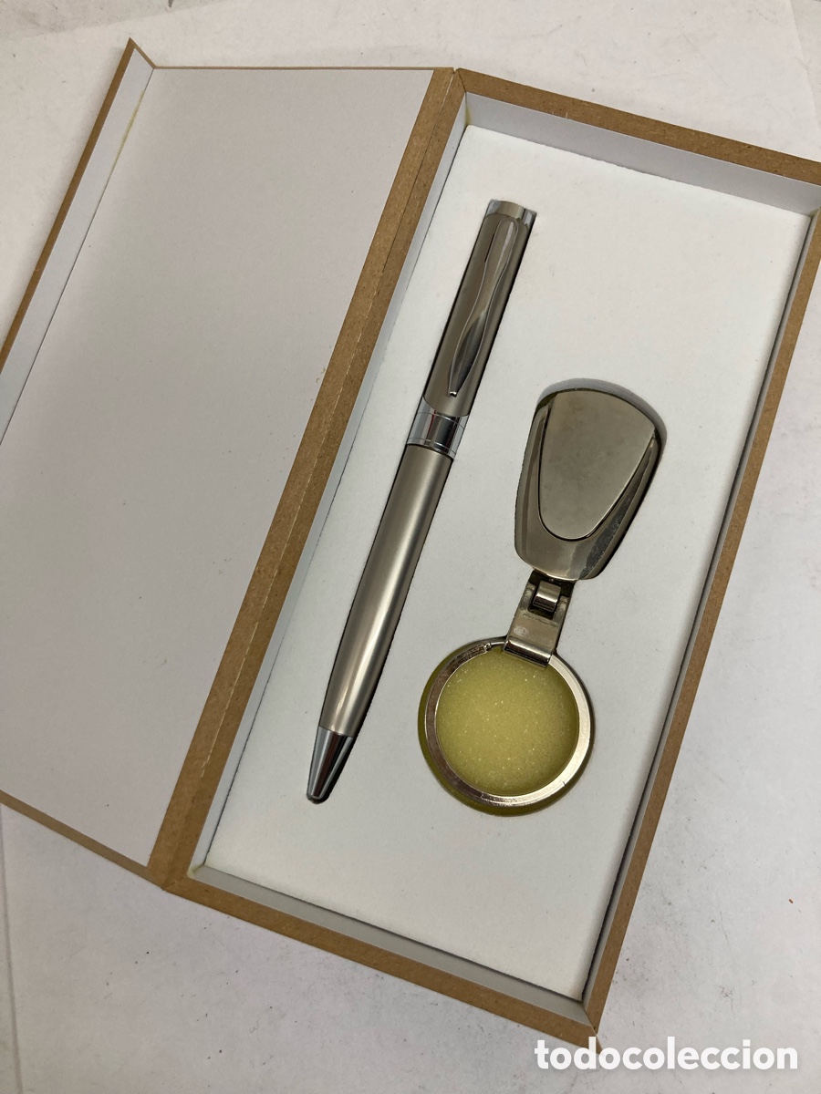 Bol&iacute;grafos antiguos: Juego llavero y cuerpo lacado