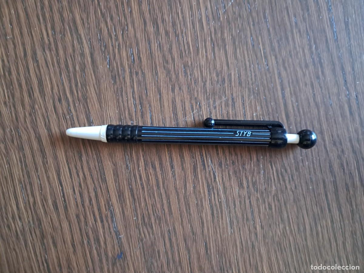 Bol&iacute;grafos antiguos: bol&iacute;grafo de pl&aacute;stico, STYB. color negro.