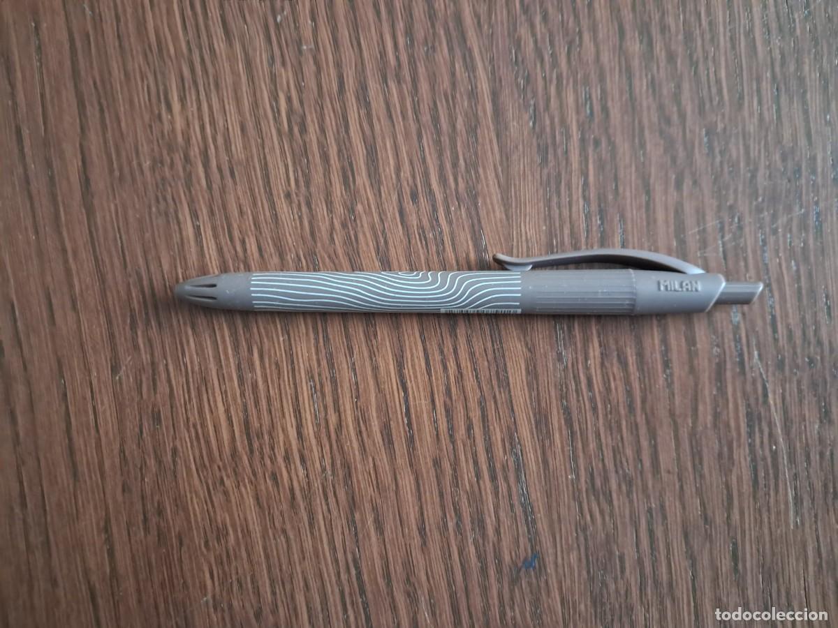 Bol&iacute;grafos antiguos: bol&iacute;grafo de pl&aacute;stico, Milan.