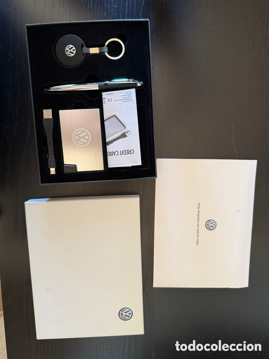 Bol&iacute;grafos antiguos: Set regalo original Volkswagen Connect &ndash; llavero, tarjetero met&aacute;lico y bol&iacute;grafo VW en caja oficial