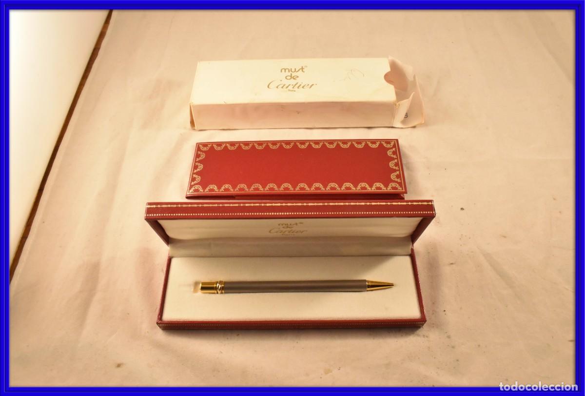 Bol&iacute;grafos antiguos: Boligrafo Must de Cartier en su estuche original