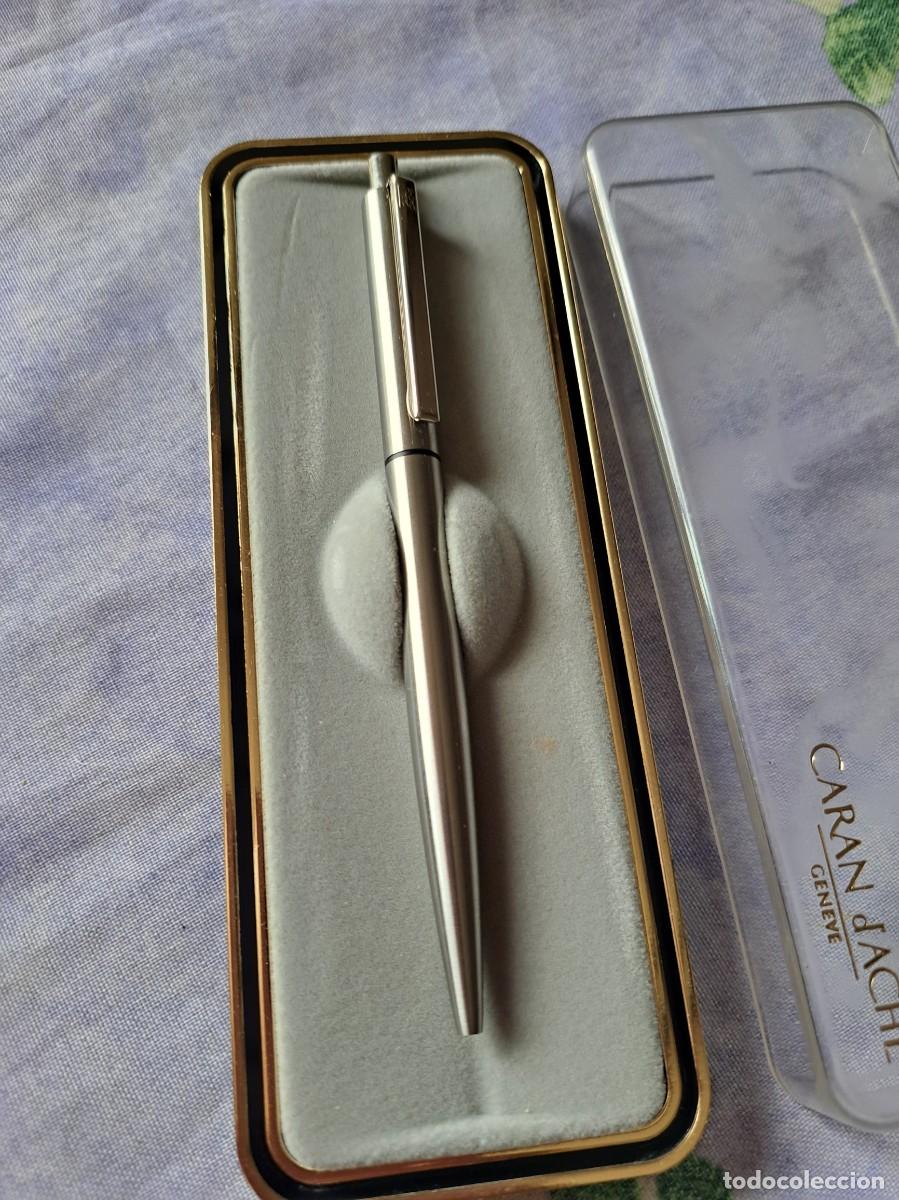Bol&iacute;grafos antiguos: Bol&iacute;grafo Caran d'Ache Madison plateado de &eacute;poca con estuche original
