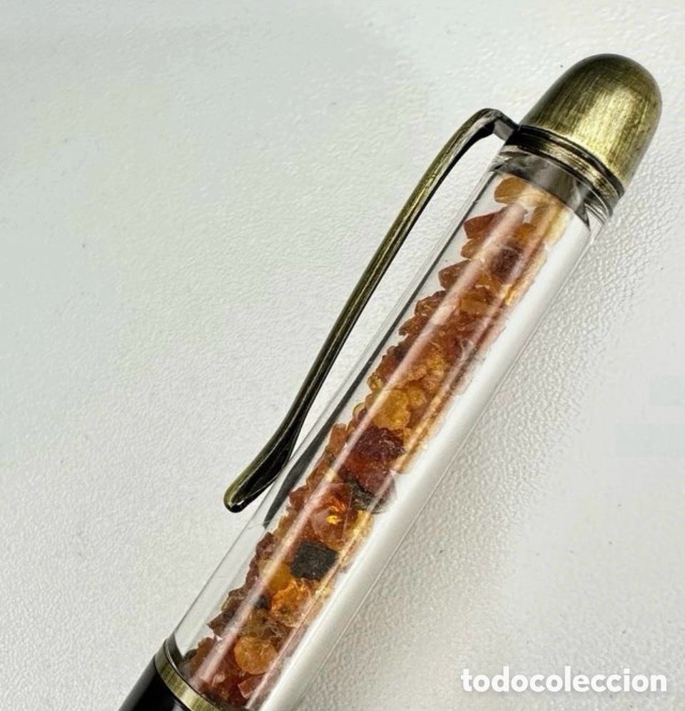 Bol&iacute;grafos antiguos: Precioso bol&iacute;grafo con un dise&ntilde;o &uacute;nico que incorpora aut&eacute;ntico &aacute;mbar natural en su interior.
