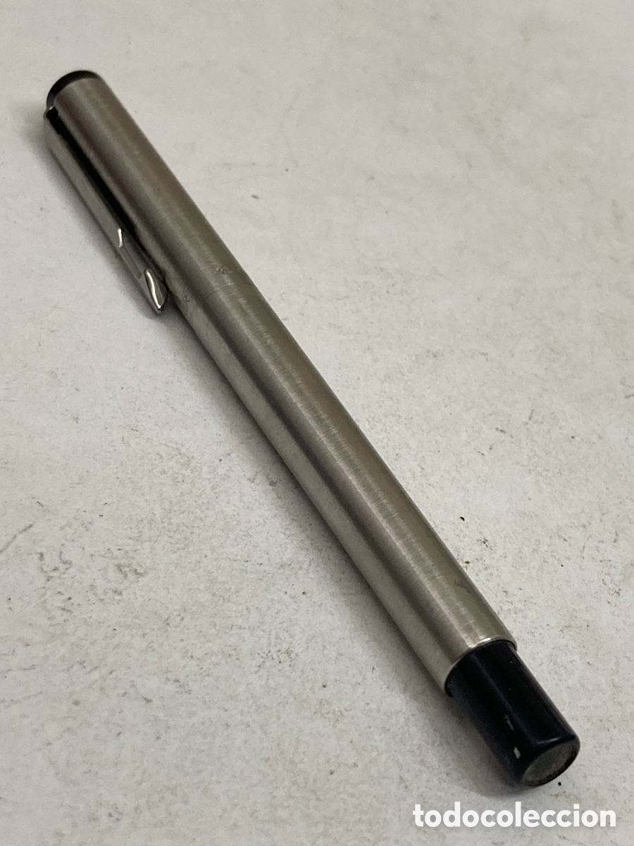 Bol&iacute;grafos antiguos: Pluma Parker cuerpo met&aacute;lico