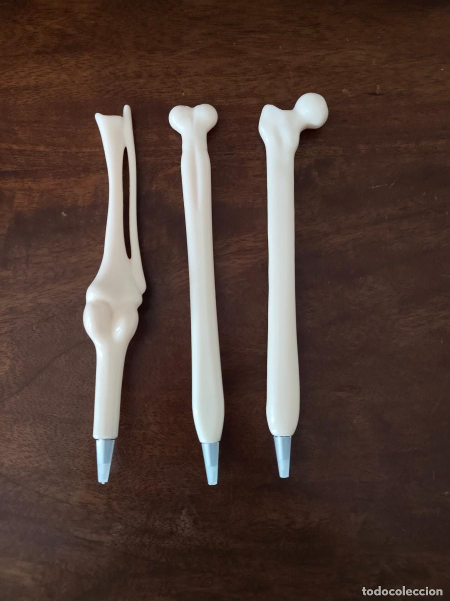 Old Ballpoint Pens: 3 bol&iacute;grafos con forma de hueso. M&eacute;dicos, Traumat&oacute;logos.