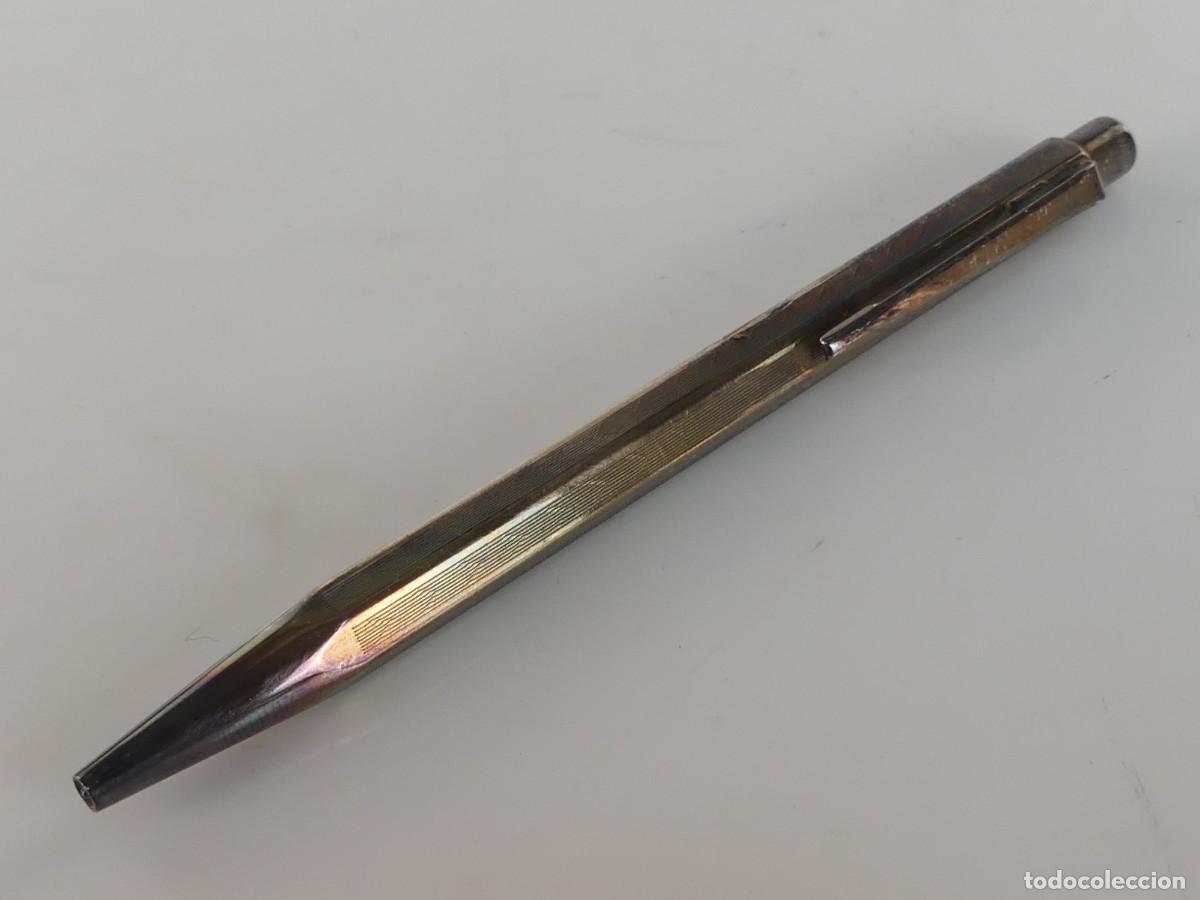 Old Ballpoint Pens: BOLIGRAFO MARCA CARAN D'ACHE CON PUBLICIDAD DE HERO CUERPO METAL PLATEADO