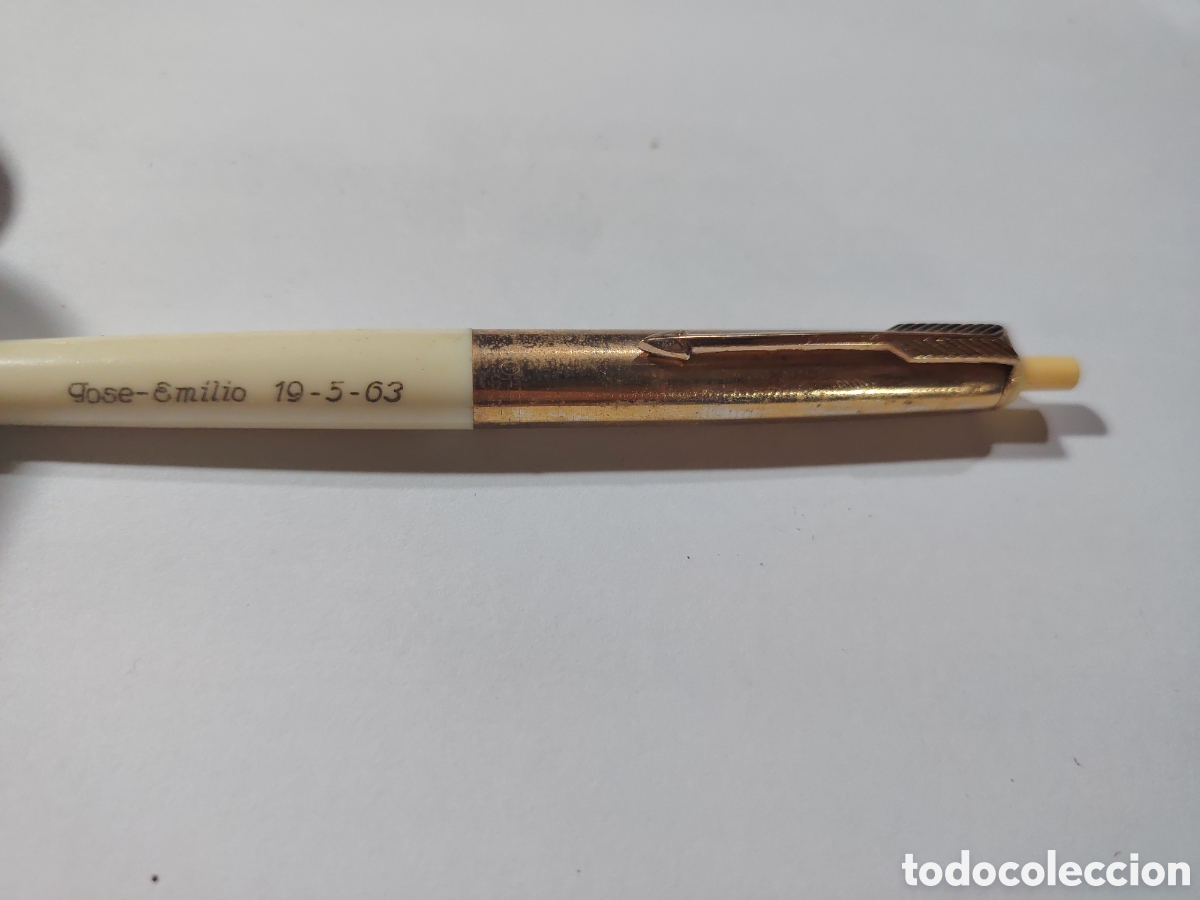 Bol&iacute;grafos antiguos: Bol&iacute;grafo Vintage SOFFER (A&ntilde;os 60) &ndash; Cuerpo Crema y Capuch&oacute;n Labrado Dorado &ndash; Fabricaci&oacute;n Espa&ntilde;ola
