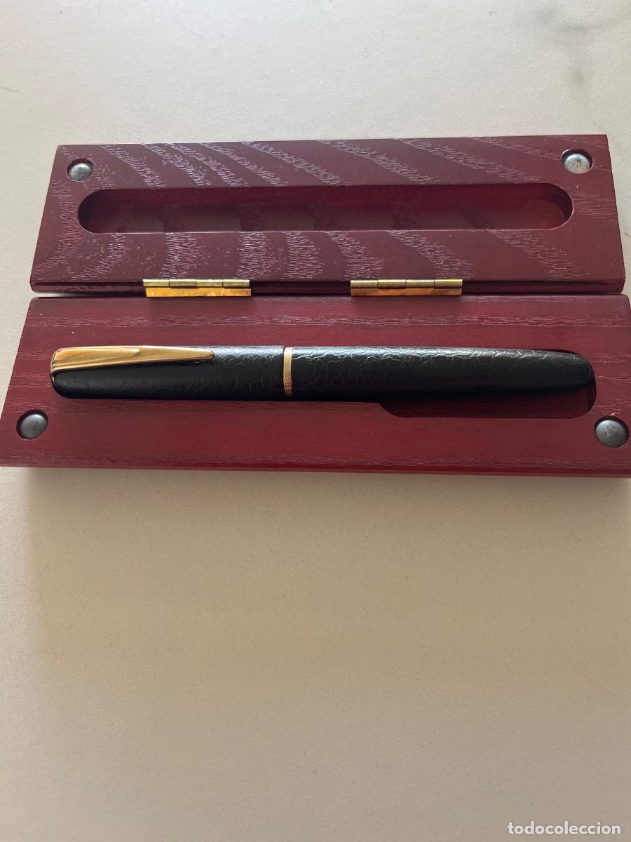 Bol&iacute;grafos antiguos: Bol&iacute;grafo vintage Tombow made in Japan.