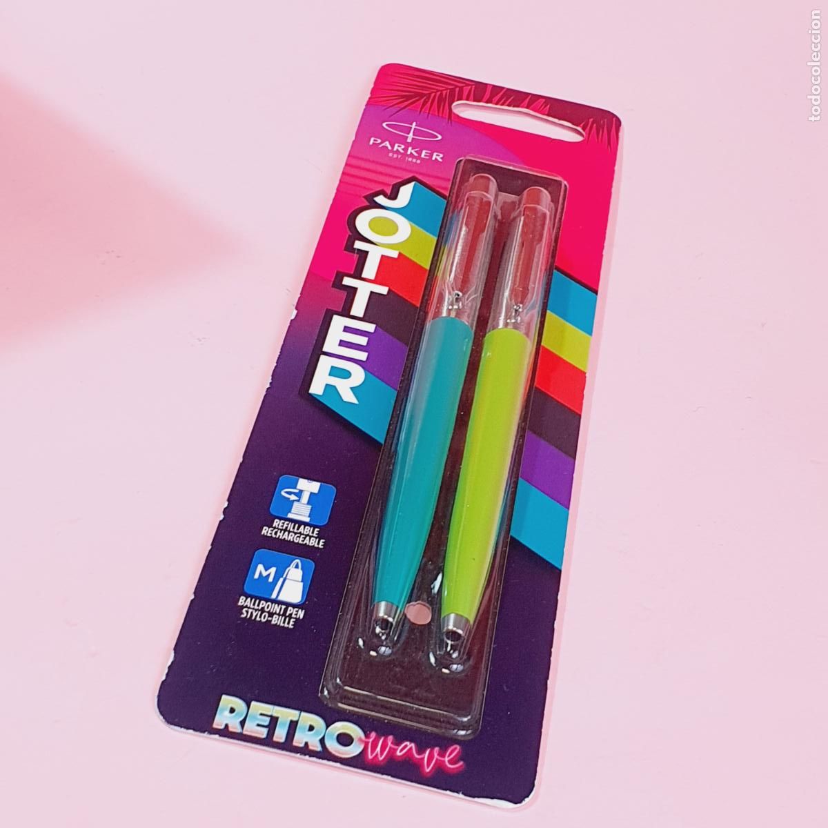 Bol&iacute;grafos antiguos: LOTE-2 BL&Iacute;STER-UNO CON 2 BOL&Iacute;GRAFOS PARKER JOTTER VERDES DIFERENTES+2 RECAMBIOS-FRANCIA-IMPOLUTOS