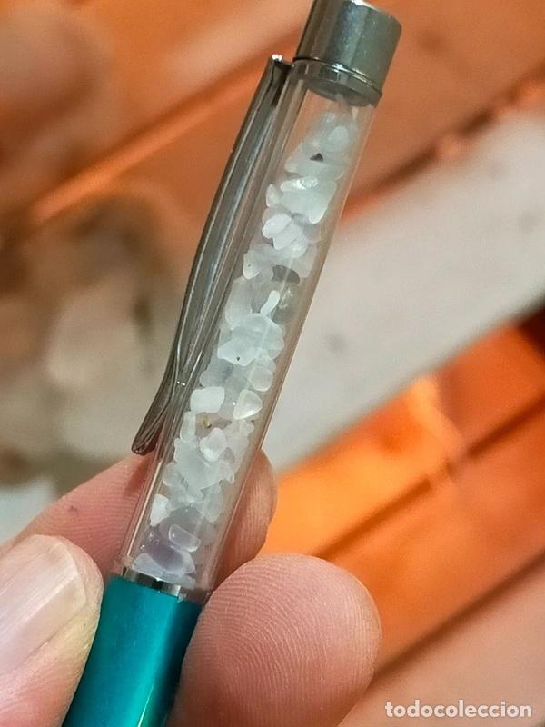 Bol&iacute;grafos antiguos: Penna con Cristalli di Fluorite