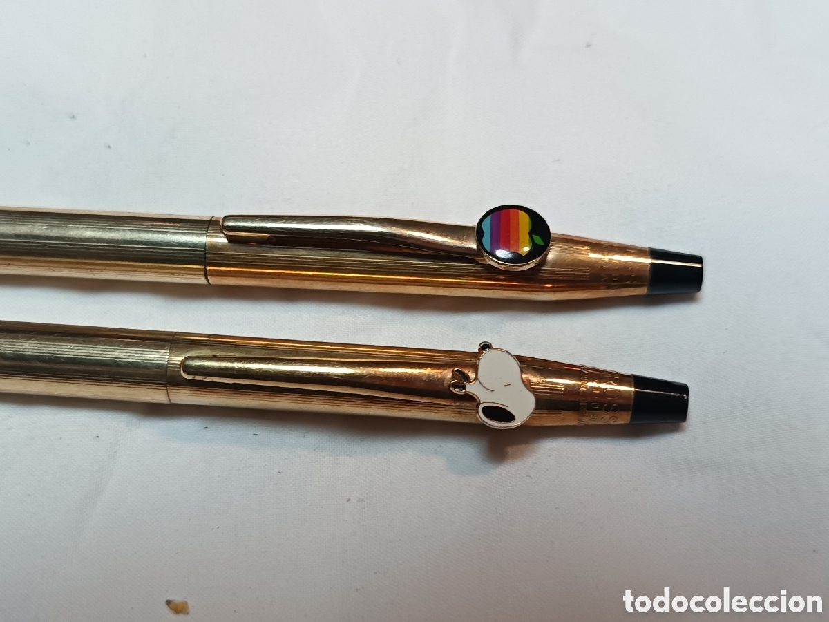 Stylos-bille anciens: CROSS, X 2 BOLIGRAFOS CHAPADOS EN ORO , CON CLIP MANZANA Y SNOOPY.