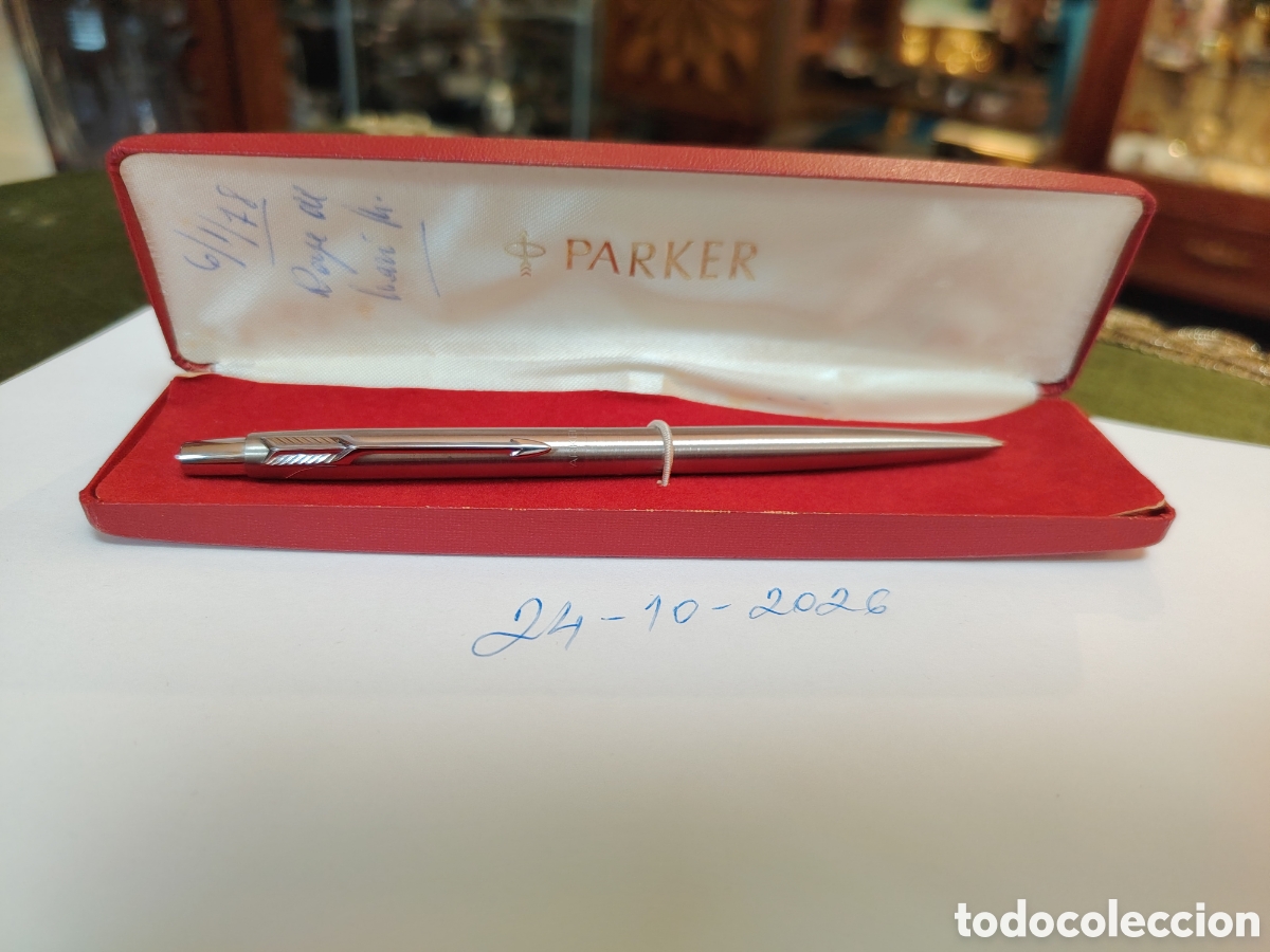 Bol&iacute;grafos antiguos: ELEGANTE BOL&Iacute;GRAFO PARKER METAL PLATEADO. FUNCIONA PERFECTAMENTE . CAJA ORIGINAL
