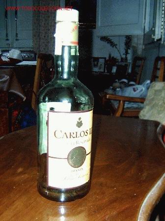 Botellas antiguas: Botella CARLOS III  ( Vacia) - Foto 1
