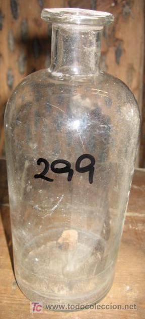Botellas antiguas: Botella de vidrio bufat, 18 cms de alto - Foto 1