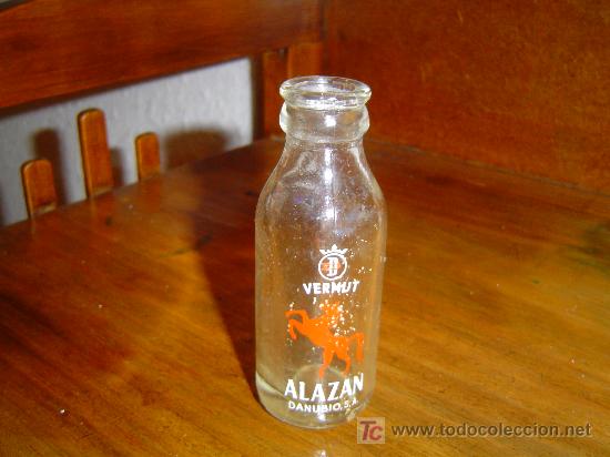 Botellas antiguas: Botellin de Vermut  ALAZAN - Foto 1