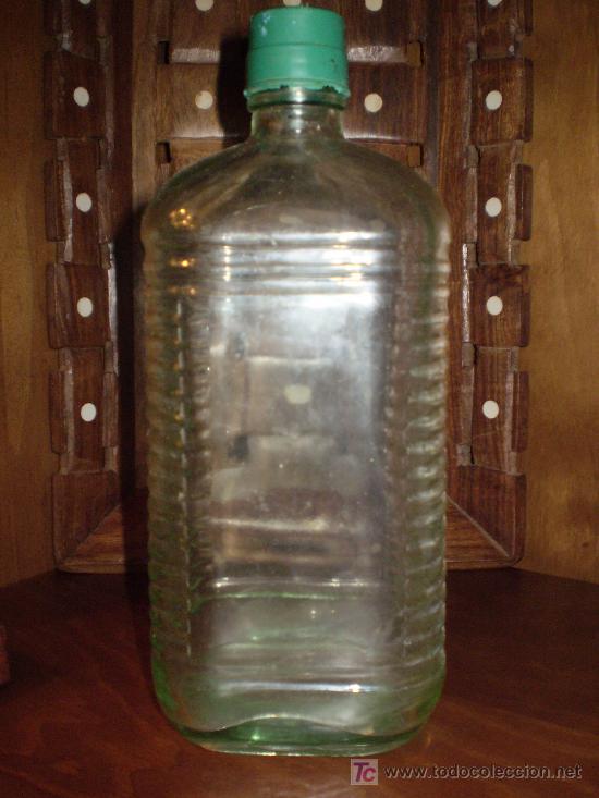 Botellas antiguas: BOTELLA DE INSECTICIDA CRUZ VERDE. - Foto 2