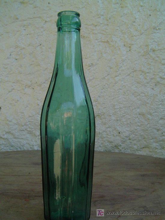 Botellas antiguas: BOTELLIN REFRESCO COLOR VERDE - Foto 1