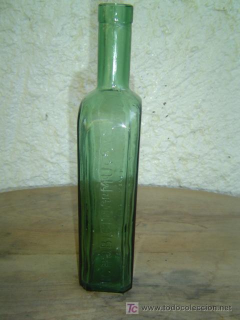 Botellas antiguas: BOTELLA LABORATORIO LETRAS EN RELIEVE EN LOS LADOS - Foto 2