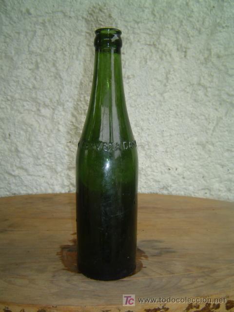 Botellas antiguas: CERVEZA DAMM LETRAS EN RELIEVE - Foto 1