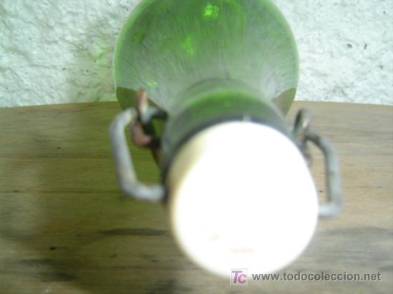 Botellas antiguas: BOTELLA COLOR VERDE - Foto 2