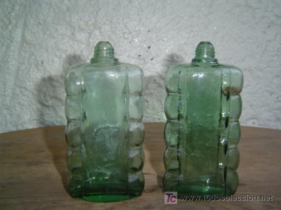 Botellas antiguas: 2 BOTELAS COLOR VERDE SIN TAPON - Foto 1