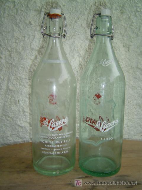 Botellas antiguas: 2 DE LA CASERA DIFERENTES - Foto 2
