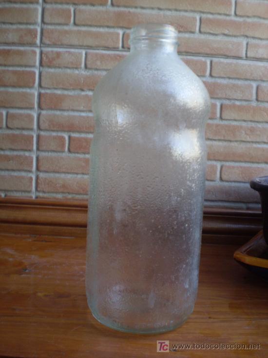 Botellas antiguas: BOTELLA DE MOSTO O ZUMO ROSTOY. - Foto 1
