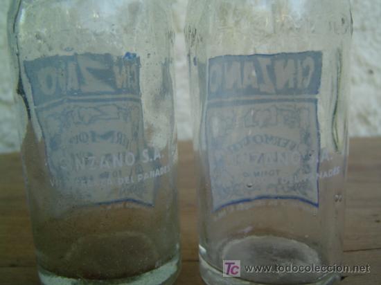 Botellas antiguas: 2 BOTELLINES CINZANO - Foto 2