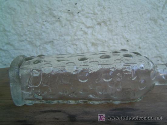 Botellas antiguas: BOTELLA REFRESCO DANZON LETRAS EN RELIEVE - Foto 2