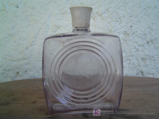 Botellas antiguas: BOTELLA COLONIA ATKINSONS LETRAS EN RELIEVE EN LA BASE - Foto 1