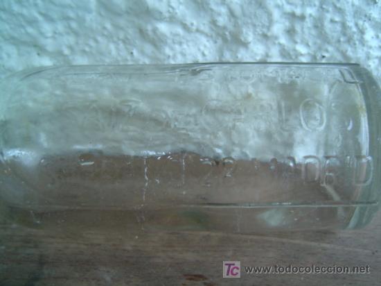 Botellas antiguas: BOTELLA ELIXIR   ESTOMACAL SAEZ DE CARLOS  SERRANO 28 MADRID - Foto 2