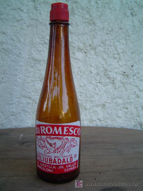 Botellas antiguas: BOTELLA SALSA DE ROMESCO SERIGRAFIADA - Foto 1