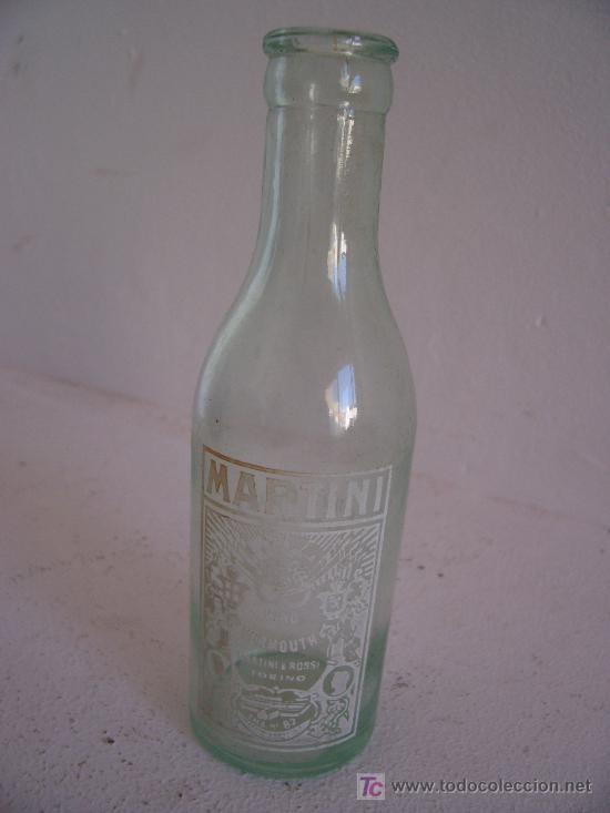 Botellas antiguas: peque&ntilde;a botella martini (14cm aprox) - Foto 1