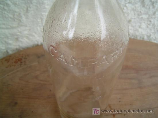 Botellas antiguas: BOTELLA DE CAMPARI LETRAS LETRAS EN RELIEVE - Foto 2